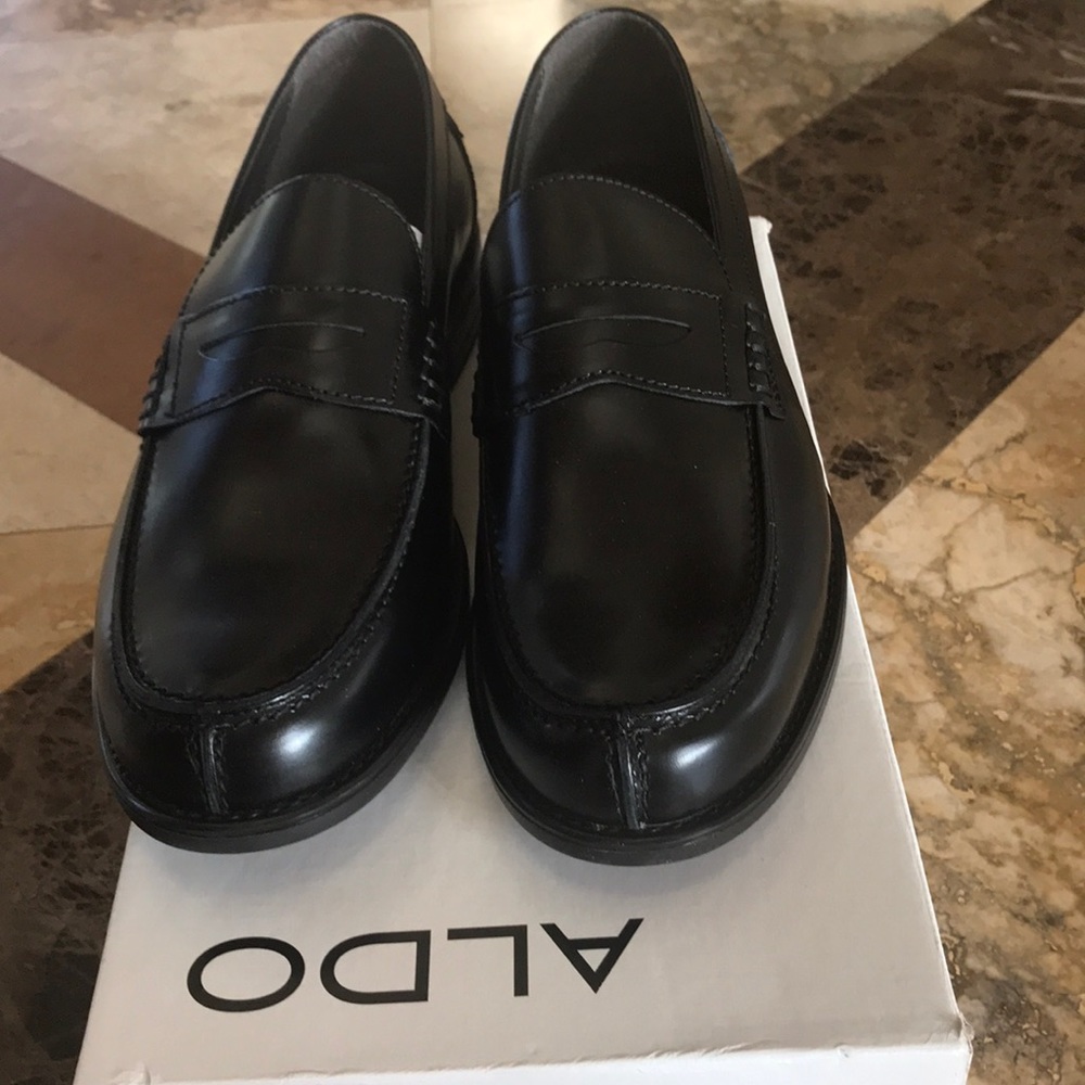New Aldo Men’s Black Oxfords Size 43